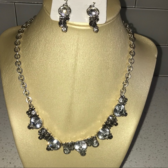 Rhinestone &Sliver Necklace & Earrings - Picture 1 of 6